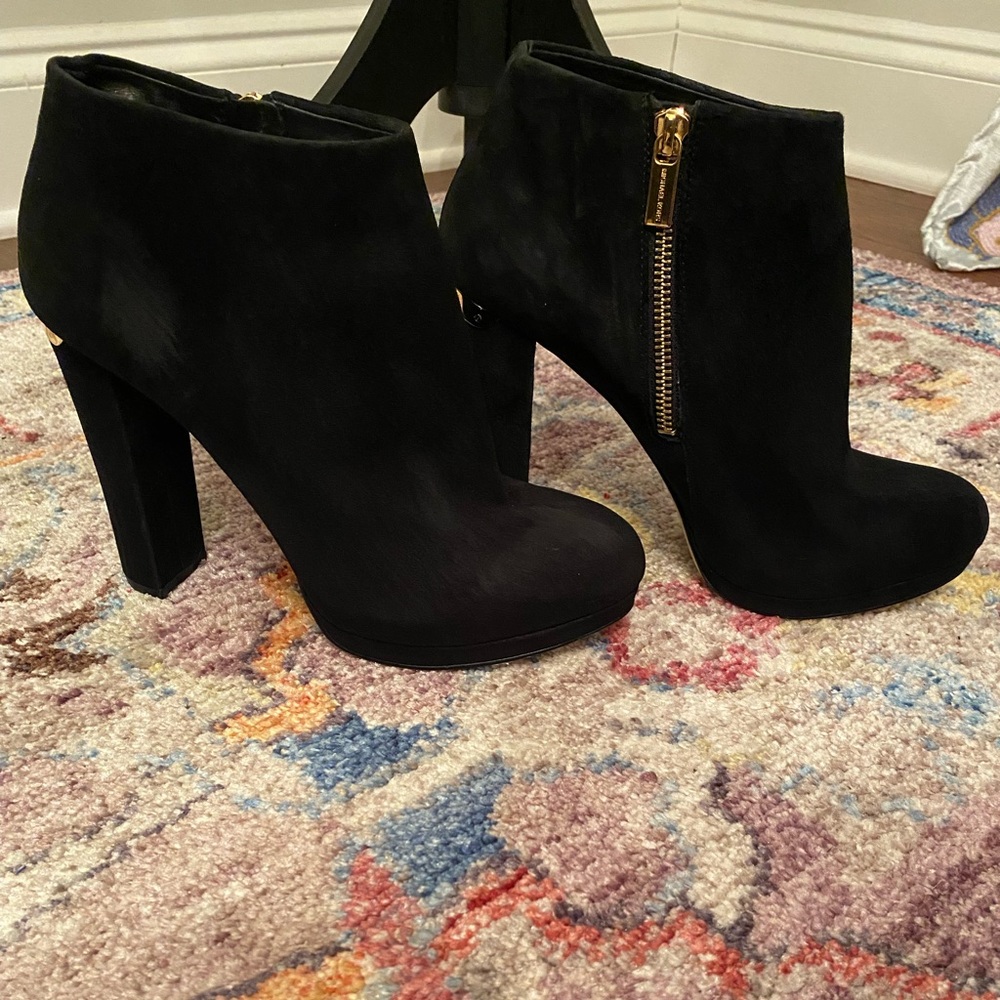 Micheal Kors booties